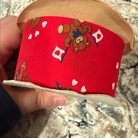 Teddy Bear Ribbon - Picture 2 of 8